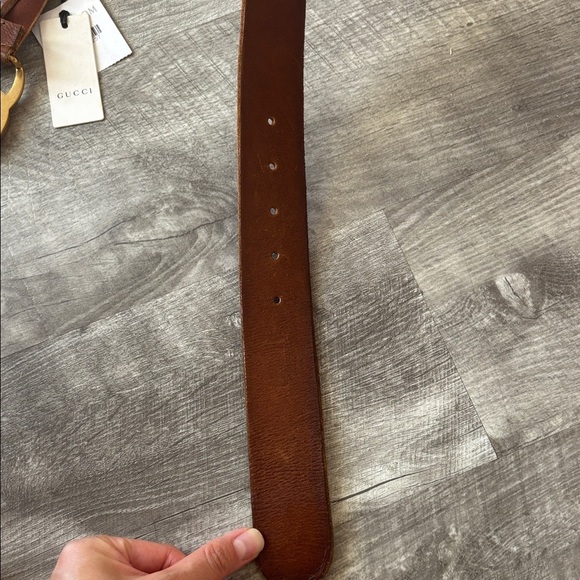 Gucci Marmont Wide Cognac Leather Brown Belt with Gold GG Emblem - Picture 5 of 10